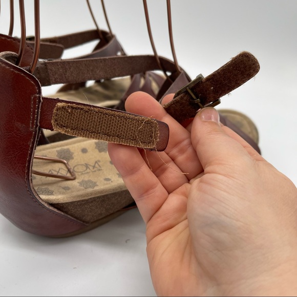 Axxiom, Strappy Wedge Sandals. Size 11M. In excellent condition! - Picture 5 of 10